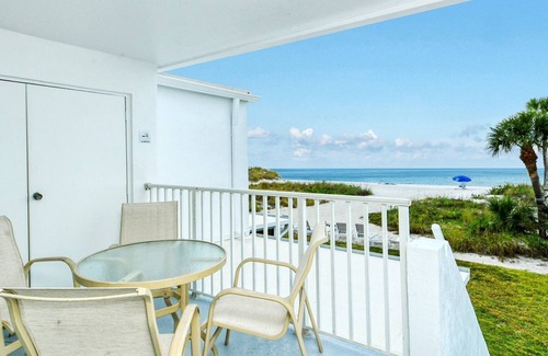 Longboat Key Condo | LaPlaya 201C-Breathtaking Gulf panorama from this corner end unit.