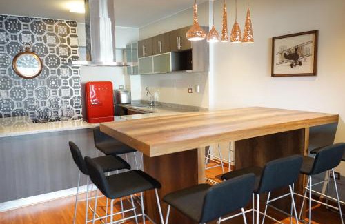 Miraflores Apartment | Larcomar Luxury Penthouse