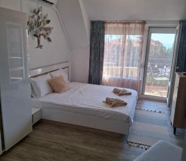 Sveti Vlas Apartment | LaRenta Sveti Vlas, ulitsa Cherno more 12