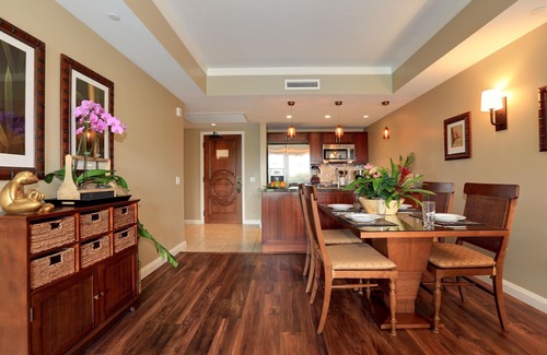 Honokowai Condo | Large 1 Bdrm plus Den- Cold AC-Resort Pools-Most Desired-Ocean views-Sleeps 6