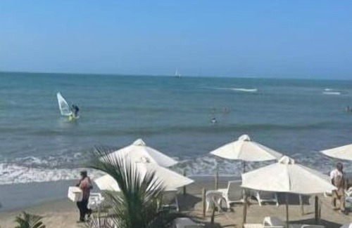 El Bosque Apartment | LARGE 1 BEDROOM APT, 2 BLOCKS OFF BOCAGRANDE BEACH, GREAT/SAFE LOCATION!