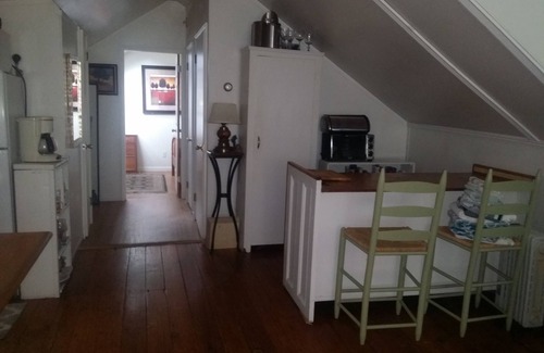 Water Mill Apartment | Large 1 bedroom apt on 9 acre estate property