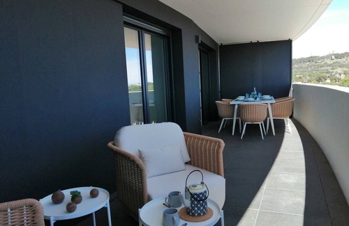 Cap d'Agde Apartment | Large 2 bed apartment/Centre Port - Iconic