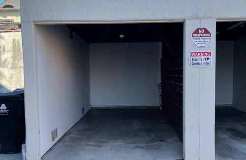 La Brea House | LARGE 2 bedroom 2Ba, Parking, Storage, Walk to The Grove, Parks, Landmarks