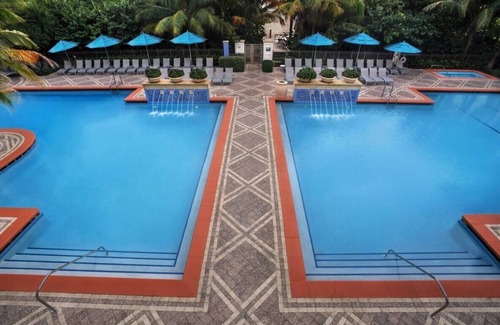 Singer Island Apartment | Large 2-Bedroom Oceanview MVC Suite Villa in Riviera Beach with full amenities