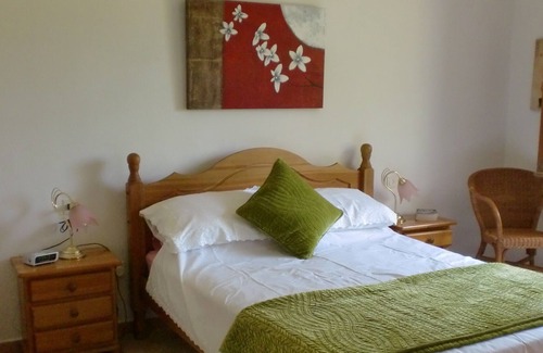 Urbanizacion La Mandarina Villa | Large 3 bedroom private villa with pool and WIFI (Tourist License Pending)