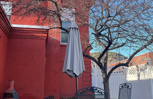 Berlin Apartment | Large 3BR/2BA, Best NH Skiing/SkiDoo, Main St, Berlin, Huge Dining Area, 68" TV