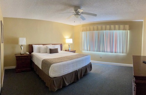 Florida Central Atlantic Coast Resort | Large 3BR Unit with 2 Kitchens - 5 Minutes From Animal Kingdom - Avail Dec 19-26