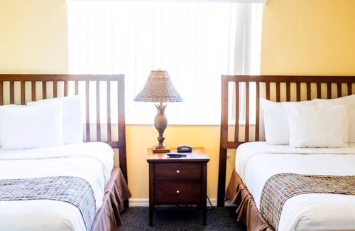 Florida Central Atlantic Coast Resort | Large 3BR Unit with 2 Kitchens - 5 Minutes From Animal Kingdom - Avail Dec 19-26