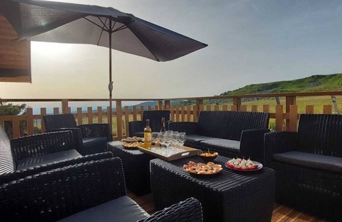Chastreix Ski Chalet | Large 4* Balneo Zen Altitud Chalet with Sauna 300 meters from the ski slopes