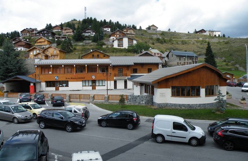 Valberg Apartment | Large 40m2 cabin studio in the heart of Valberg station
