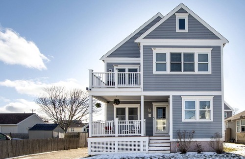 Ocean Bluff-Brant Rock House | Large 5 bdrm Home Near Rexhame Beach!