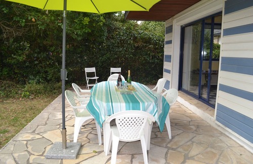 Arzon Villa | Large 5 Bedroom Villa, 100M Beach, Garden with Trees