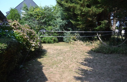 Arzon Villa | Large 5 Bedroom Villa, 100M Beach, Garden with Trees