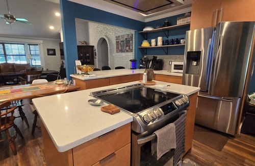 Wright House | Large 5BR Getaway in Fort Walton Beach