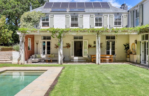 Alphen House | Large 6 bedroom home on Constantia wine-farm