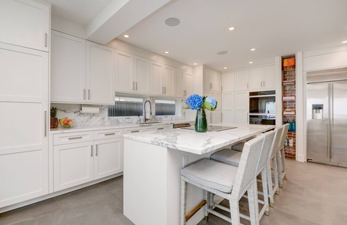 La Jolla Shores House | Large, 6 Bedroom La Jolla Shores Beach House- 1 Block From The Ocean
