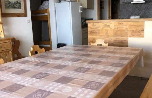 Tignes Apartment | Large 6p Apartment, 8/12 People, High Floor, Triple Exposure, Lavachet