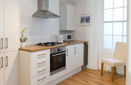Kemptown House | Large, 7 bed, Spacious, Regency Townhouse in Central Brighton by MyHolidayLet