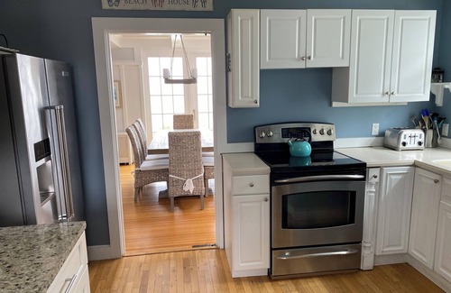 Falmouth Heights House | Large 7-Bedroom Waterfront Property in Falmouth Heights