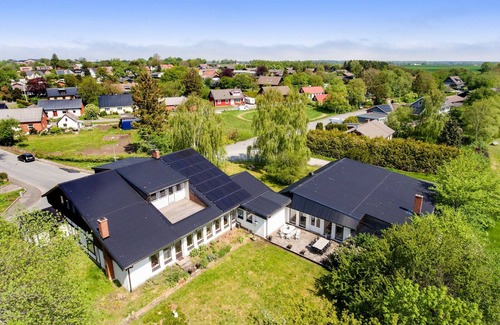 Onslunda Ski Chalet | Large and beautifully decorated pool house on Österlen | SE01010