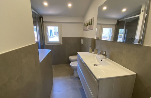 Prato Apartment | Large and bright, a short walk from the train - 15 minutes from Florence