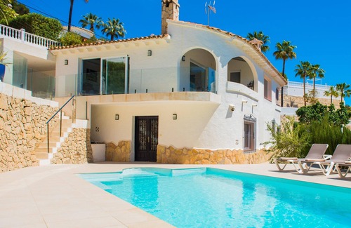 Benimeit Villa | Large and comfortable villa in Moraira, Costa Blanca, Spain with private pool for 10 persons