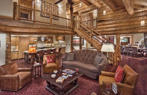 Steamboat Springs House | Large and Luxurious + Hot Tub + Elevator + Close to Skiing - Panorama Grande