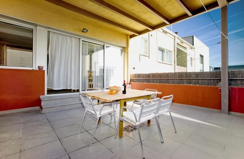 Les Corts Apartment | LARGE APARTMENT WITH LARGE TERRACE 6 PEOPLE