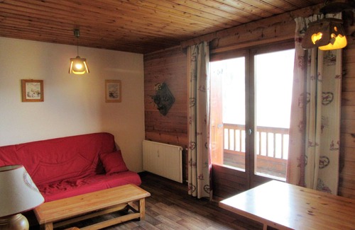 Peisey-Nancroix Apartment | LARGE APARTMENT AT THE FOOT OF TELEVILLAGE HEART OF PARADISKI