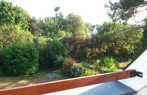 Pleumeur-Bodou Apartment | Large apartment near the beach