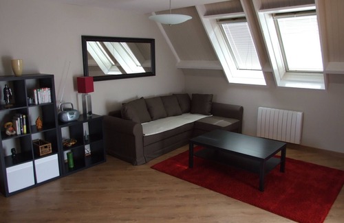 Pleumeur-Bodou Apartment | Large apartment near the beach