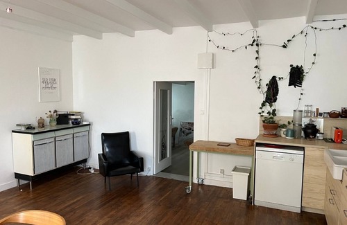Douarnenez Apartment | Large apartment in a shipowner's house 2 min from the beach