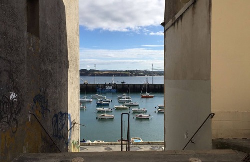 Douarnenez Apartment | Large apartment in a shipowner's house 2 min from the beach