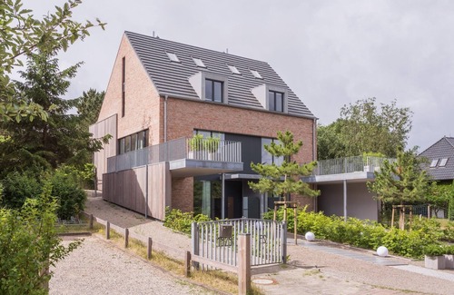 Wittduen Apartment | Large apartment in a modern house of great architecture in Wittduen on the islan