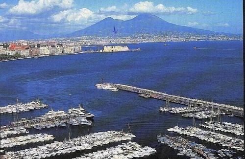 San Sebastiano al Vesuvio Apartment | Large apartment near Naples, Vesuvio, Pompei, Capri, Ischia, Amalfi.