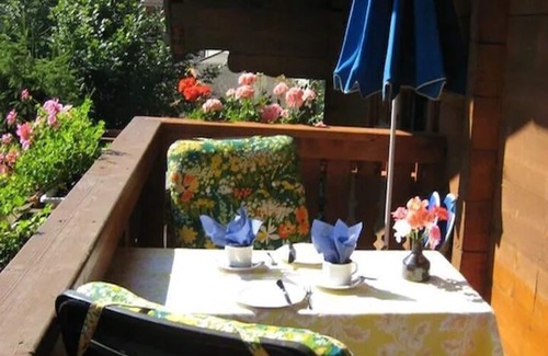 Kleinarl House | Large app.3-6p,2separate bedrooms,log cabin,cozy,quiet,sunny,close to the center