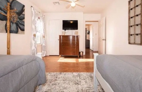 Copperas Cove House | LARGE, beautiful 3bd/2ba 15 min from ft hood