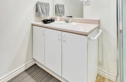 Aylmer Apartment | Large bedroom with pvt bathroom and fast internet