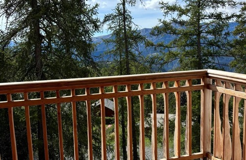 Guillaumes Apartment | Large, bright Cocooning Studio in the heart of Valberg with sunny terrace