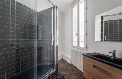 Bordeaux City Centre Apartment | Large bright duplex in Bordeaux