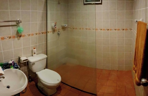 Ban Saiyuan House | Large Bungalow with 3 bedrooms, 2 bathroom, covered secure parking, pet friendly
