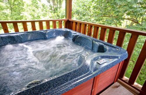 Sevierville House | Large Cabin Perfect for families