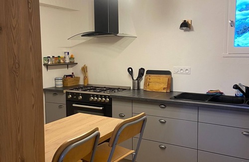 Molines-en-Queyras Ski Chalet | LARGE chalet with garden in Molines-en-Queyras, sleeps 19, fully equipped.