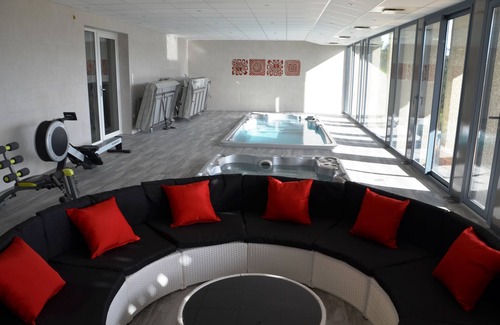 Les Angles Ski Chalet | Large chalet in Les Angles (66) for 18 people with additional spa area