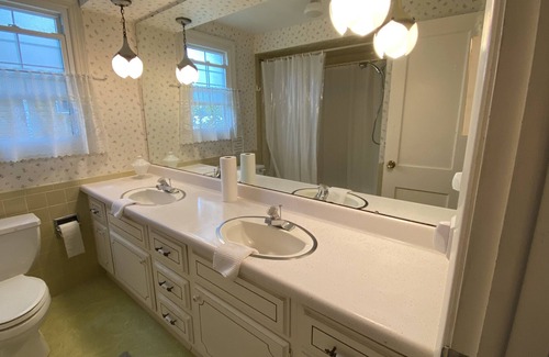 Powers Lake House | Large Charming Water Front Home on Powers Lake