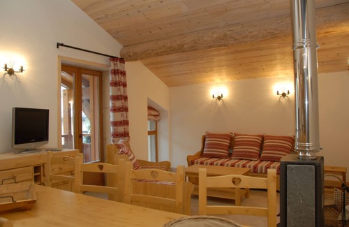 Val Cenis Apartment | Large, comfortable apartment for 10 at the foot of the piste