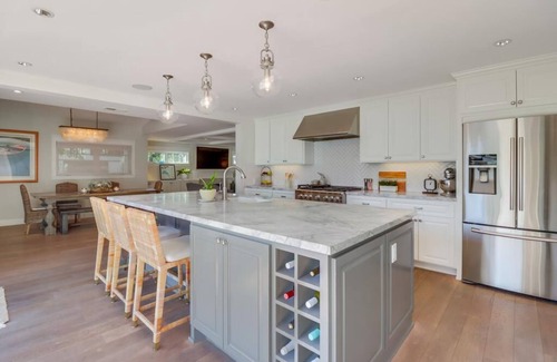 Coronado House | Large Coastal Home with 4 Bed, 4 Bath - Pool, Spa, Outdoor "Coronado" Room