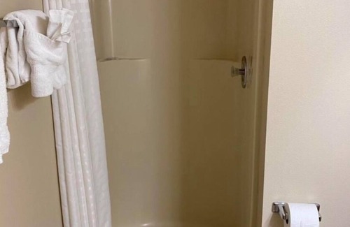 Redmond Resort | Large Condo on the 7th hole in Eagle Crest Resort!