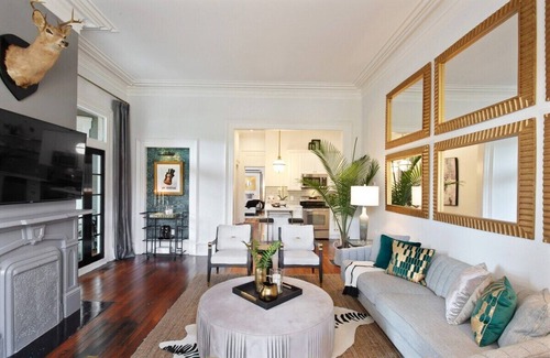 Historic Downtown Savannah House | Large Contemporary Savannah Retreat | Near Forsyth Park